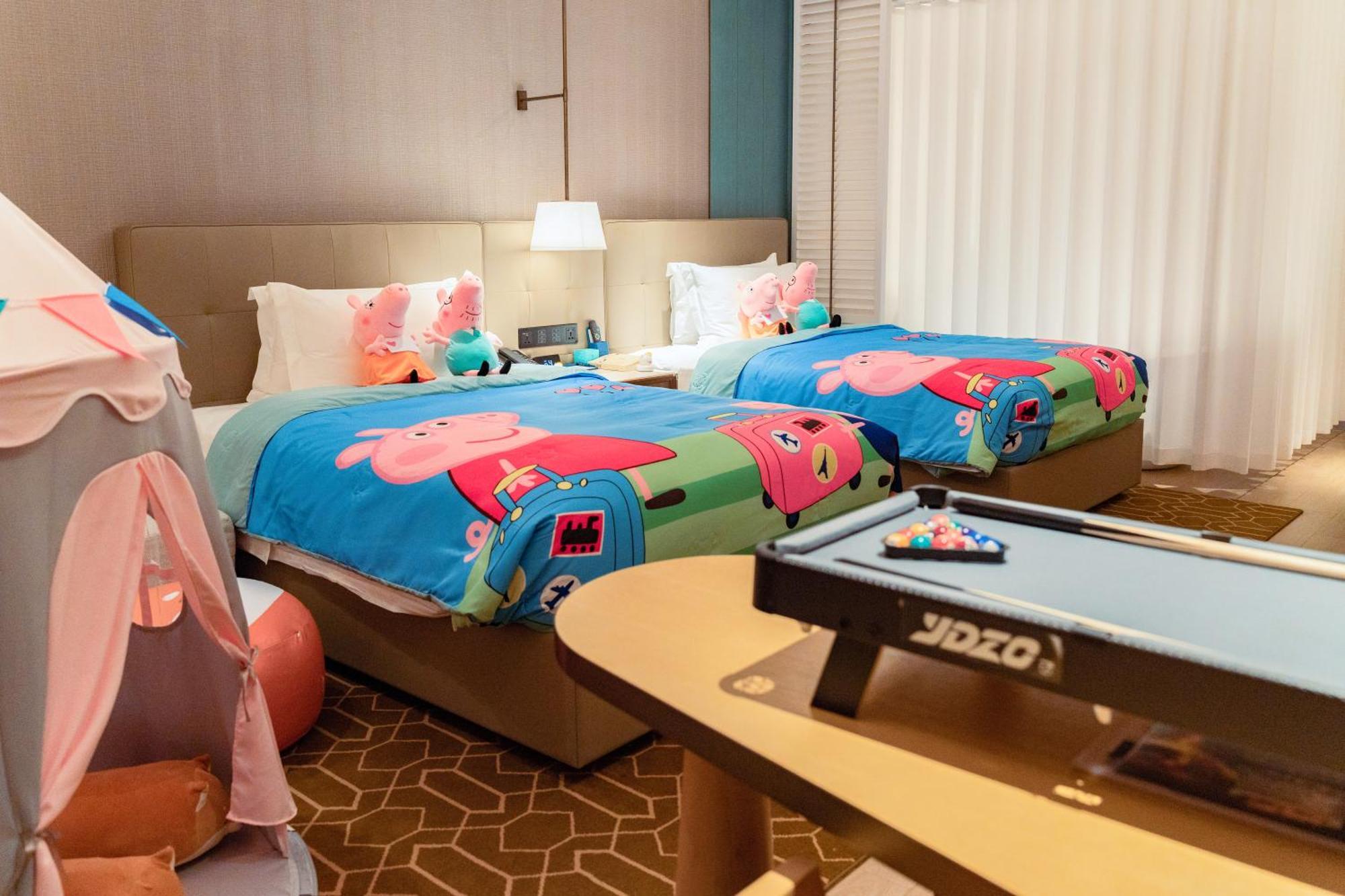 Wyndham Grand Plaza Royale Hot Springs Fenghuang Hotel Luaran gambar