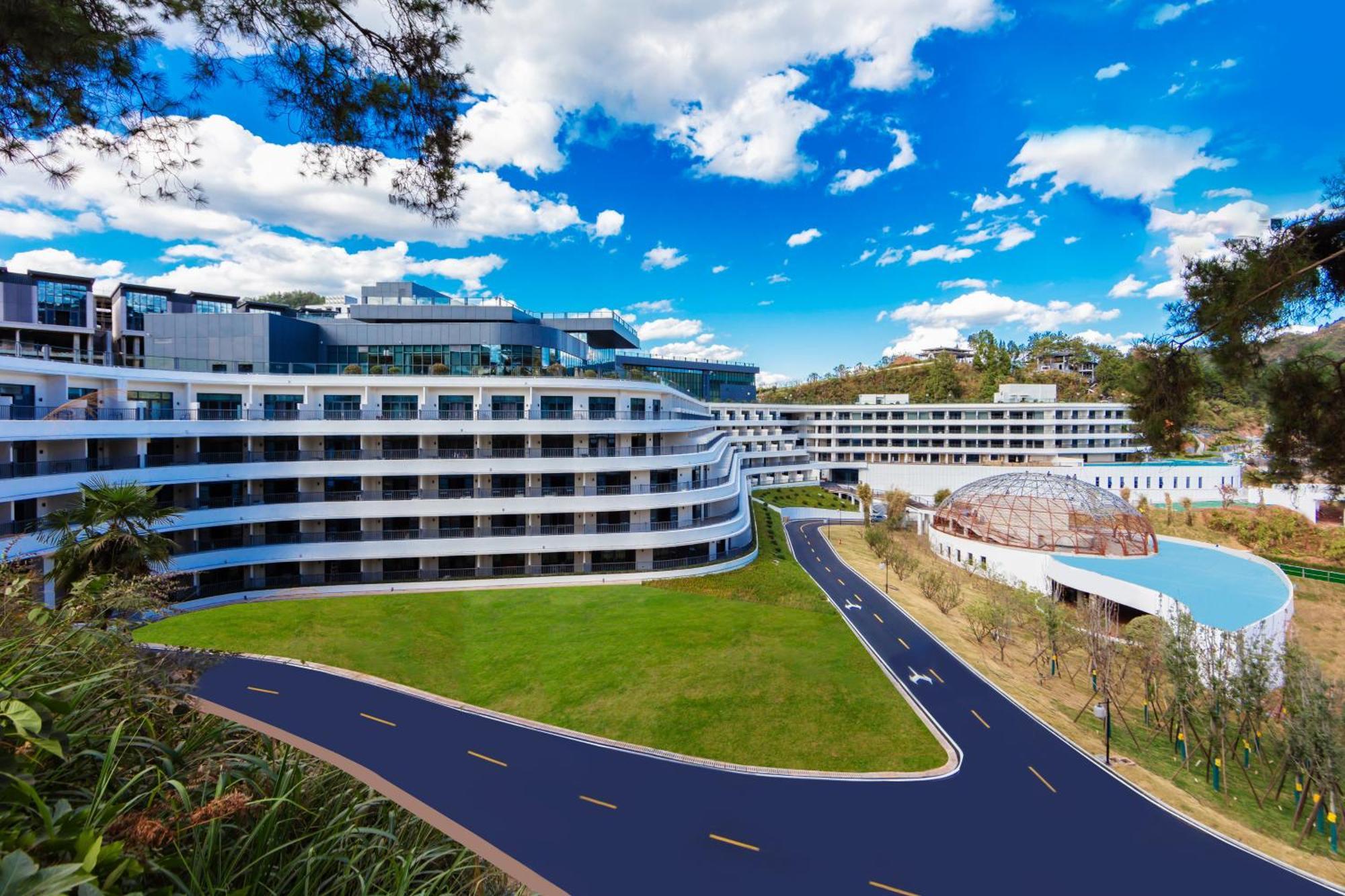 Wyndham Grand Plaza Royale Hot Springs Fenghuang Hotel Luaran gambar